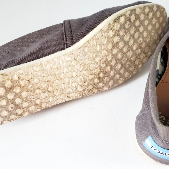 Toms Brown Canvas Slip On Shoes Size 7 - Picture 6 of 6